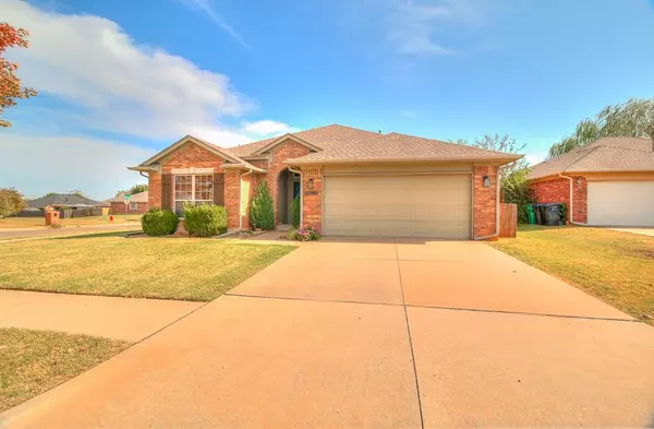 16012 Deer Ct CT, Edmond, OK 73013