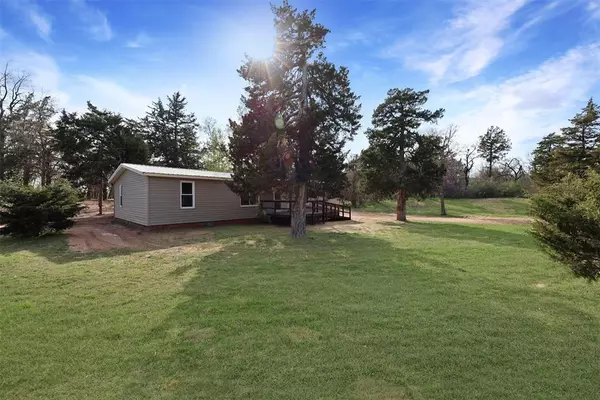 Crescent, OK 73028,430 Murphy DR