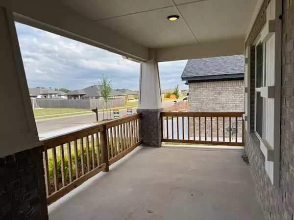 Yukon, OK 73099,417 Nest DR