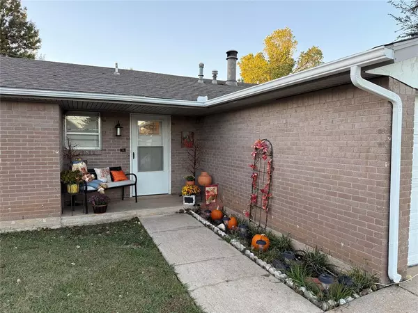 Oklahoma City, OK 73132,8441 NW 92nd ST