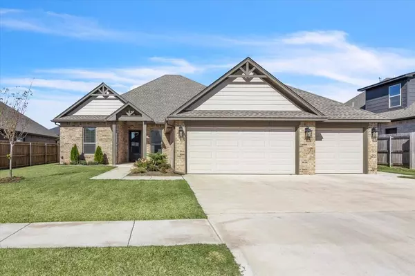 9213 NW 84th ST, Yukon, OK 73099