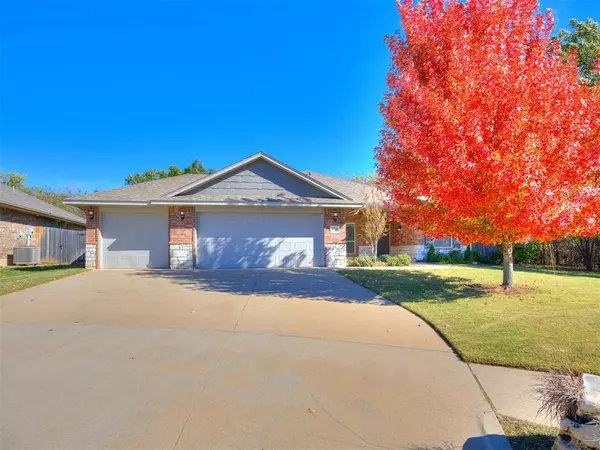 1236 Hickory Creek DR, Yukon, OK 73099