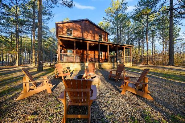 88 Sugar Pine LOOP, Broken Bow, OK 74728