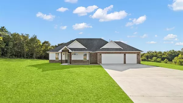 17857 Salem RD, Choctaw, OK 73020