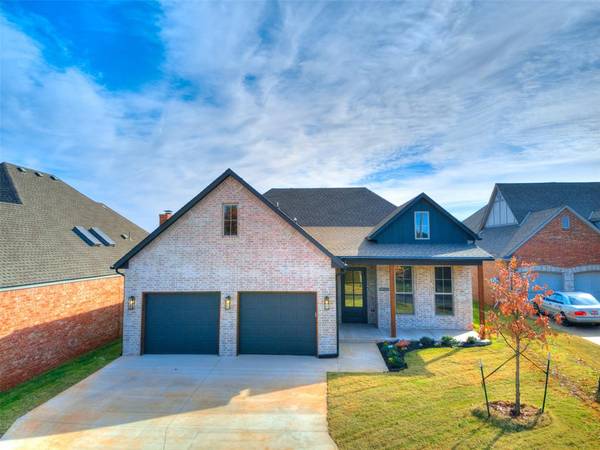 15600 Traditions BLVD, Edmond, OK 73013