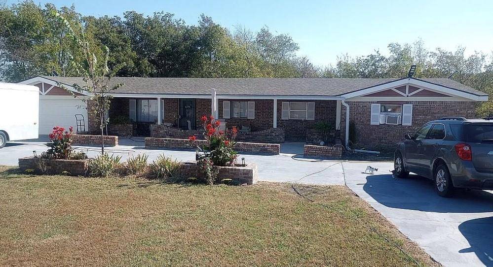 104102 Highway 48, Castle, OK 74833