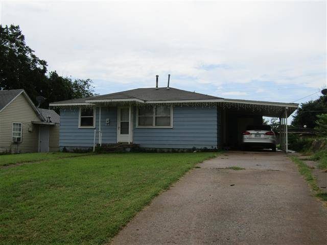 614 W Franklin ST, Weatherford, OK 73096