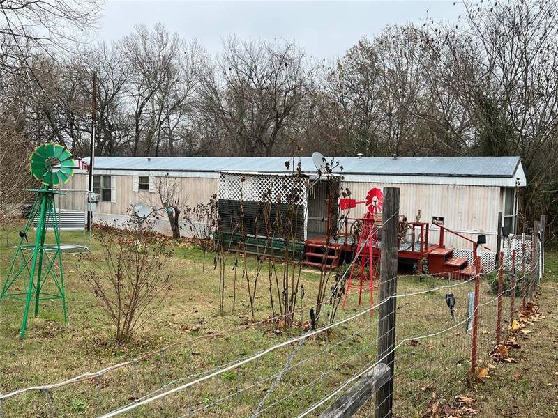 124 Olive ST, Sasakwa, OK 74867