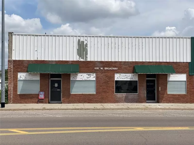 109 W Broadway ST, Lexington, OK 73051