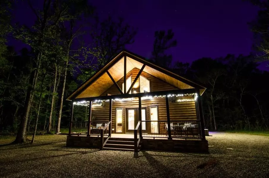 237 Poplar Rd RD, Broken Bow, OK 74728