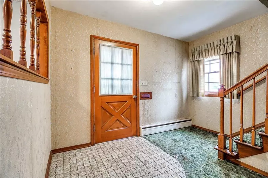 643 N Market AVE, Shawnee, OK 74801