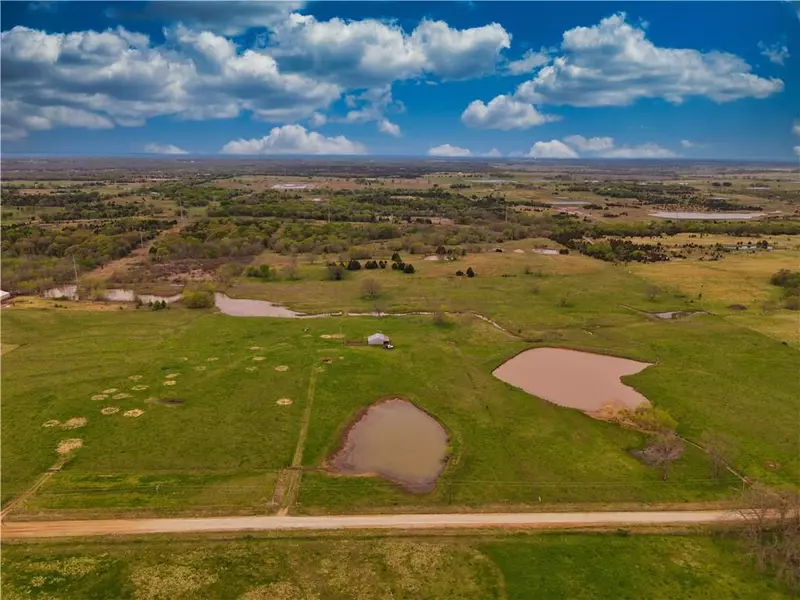 12069 N 353rd, Earlsboro, OK 74840