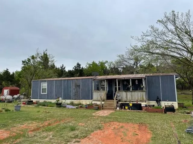 27172 E 830 RD, Cashion, OK 73016