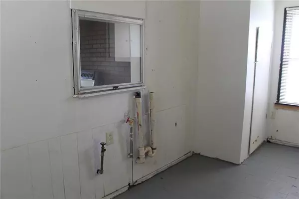 2805 N Shadynook WAY, Midwest City, OK 73141