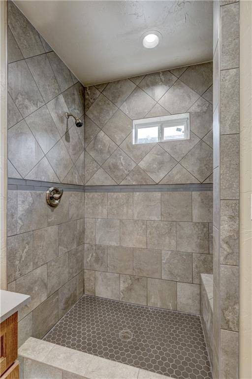 1109 NW 43rd ST, Oklahoma City, OK 73118