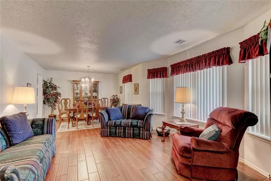 2713 N Sterling AVE, Oklahoma City, OK 73127