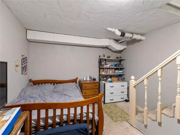 513 Maple ST #11, Weatherford, OK 73096