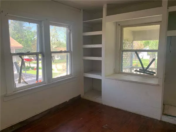 512 Cedar AVE, Yukon, OK 73099