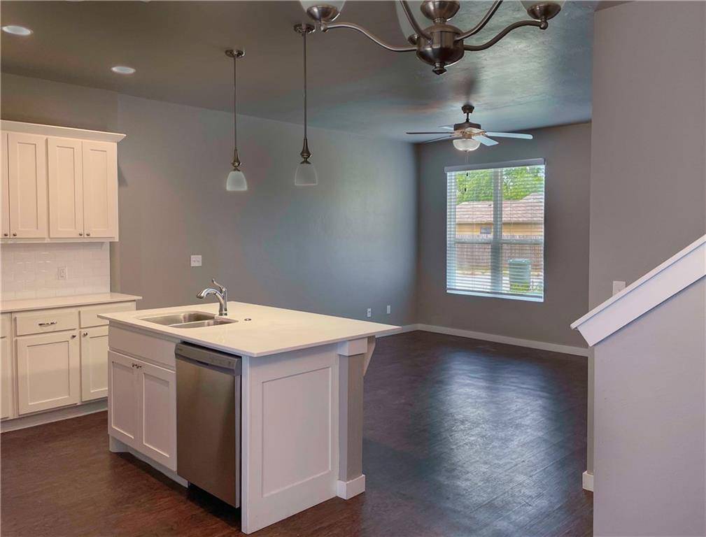 312 Manner Park AVE, Edmond, OK 73034
