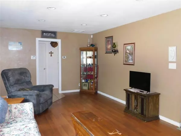 Shawnee, OK 74804,1811 N Rickey RD