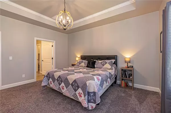 Mustang, OK 73064,12021 SW 49th ST