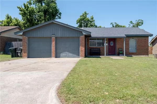 203 E Beech AVE, Yukon, OK 73099