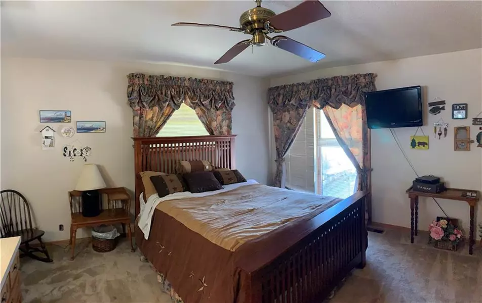 25053 CS 2540 ST, Fort Cobb, OK 73038