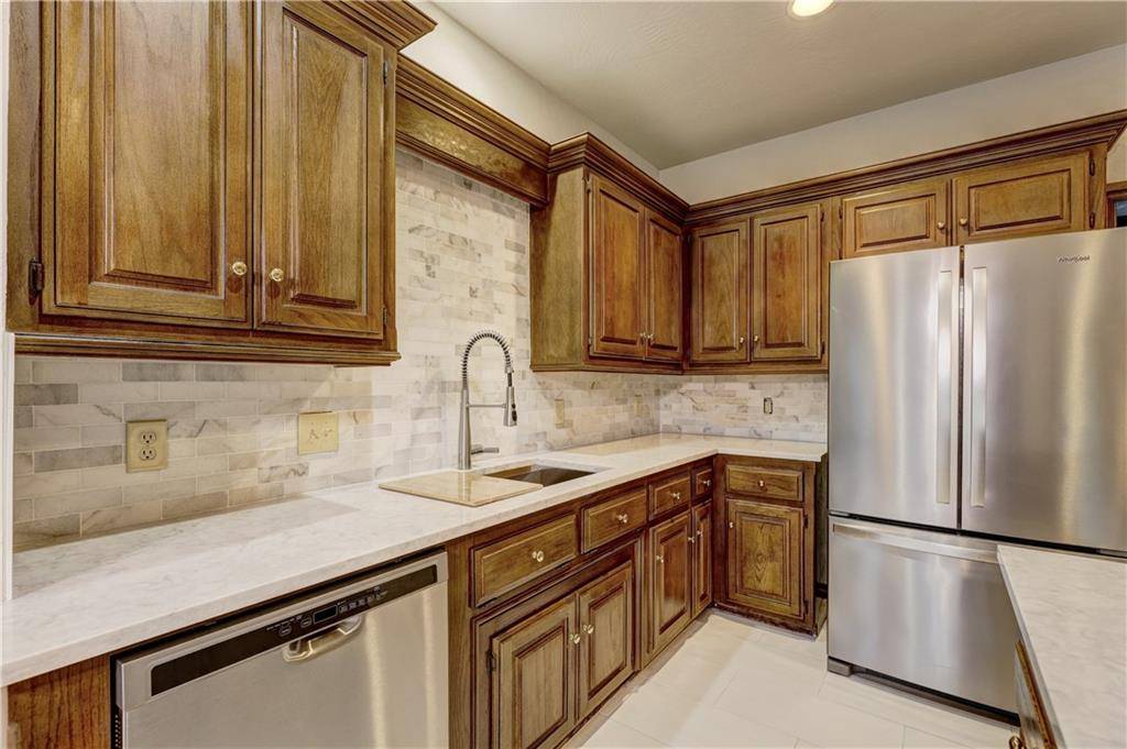 517 Still Hollow ST, Edmond, OK 73034