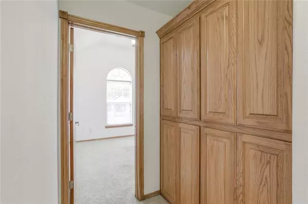 375 NE 9th PL, Newcastle, OK 73065