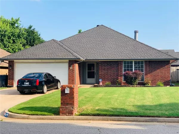 11604 SW 3rd ST, Yukon, OK 73099