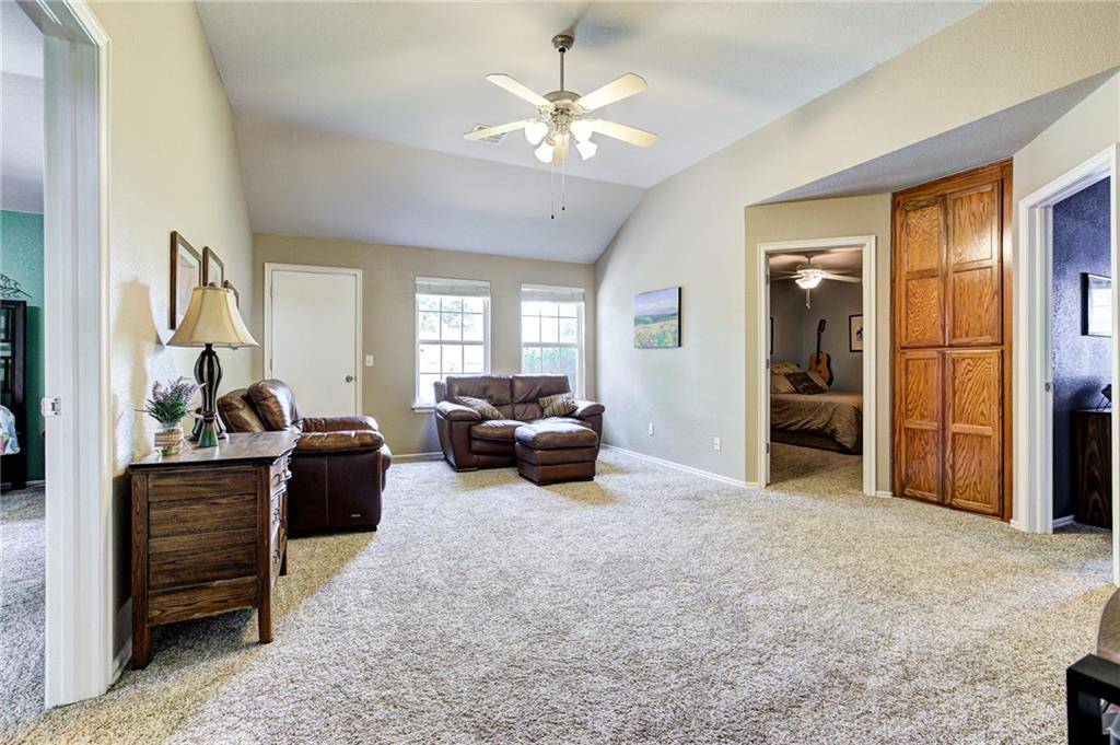 1137 Barbary DR, Norman, OK 73072