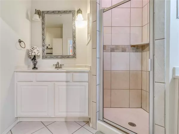 1109 NW Taylor AVE, Piedmont, OK 73078