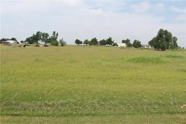 107 Kevin LN, Tuttle, OK 73089