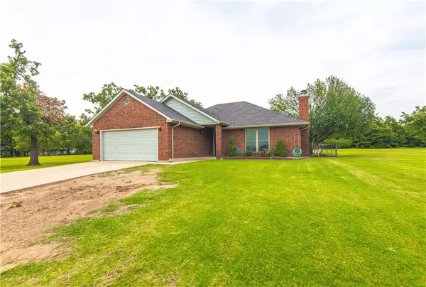 778 E Harrison ST, Harrah, OK 73045