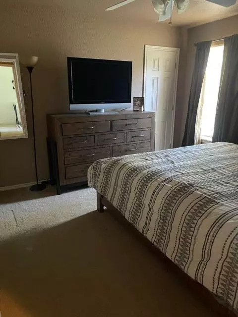 209 Greentree DR, Noble, OK 73068