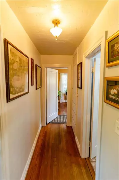 5920 NW 54th ST, Warr Acres, OK 73122