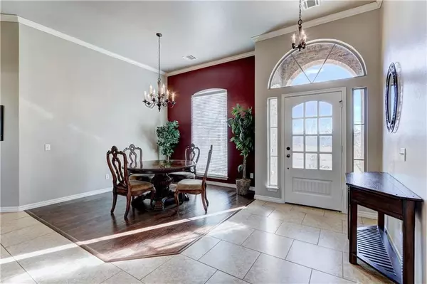 12012 Wickford PL, Yukon, OK 73099