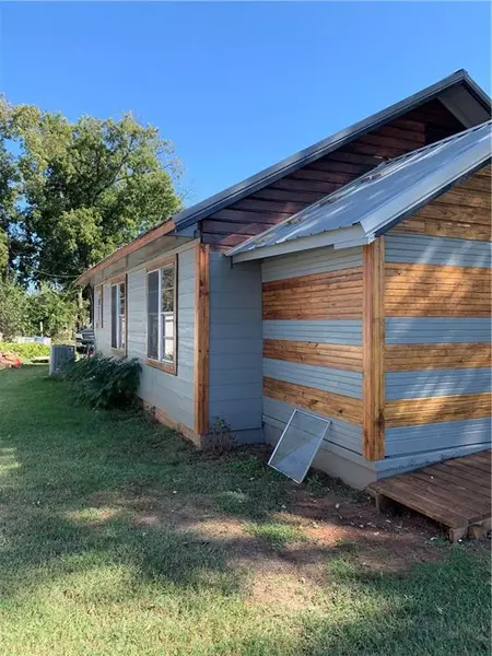 320 N 7th ST, Fort Cobb, OK 73038