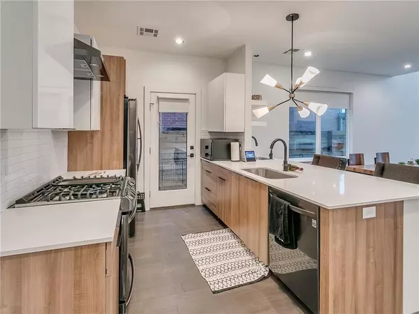 1307 NE 6th ST, Oklahoma City, OK 73117