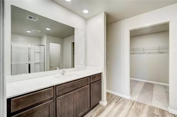 309 Saint James PL, Newcastle, OK 73065