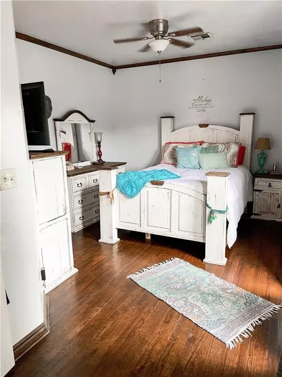 1701 N Broadway AVE, Shawnee, OK 74804