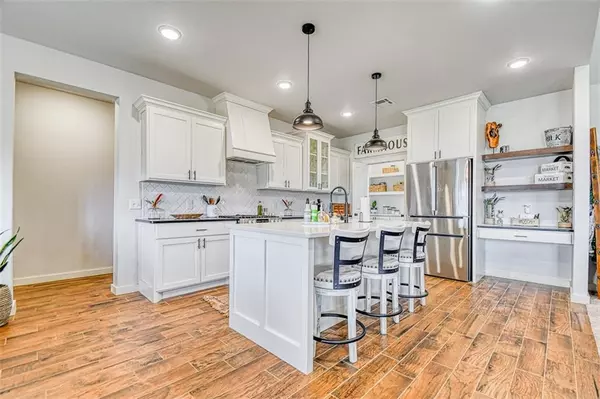 1840 Safari DR, Guthrie, OK 73044