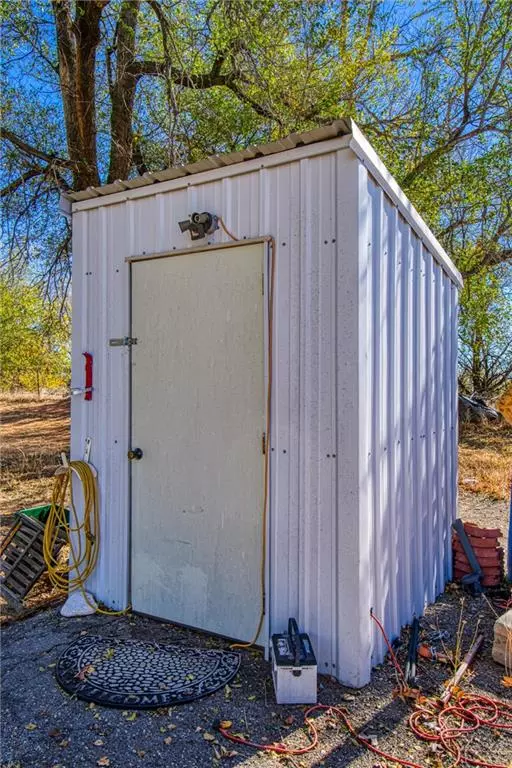 11247 N 1945 RD, Elk City, OK 73644