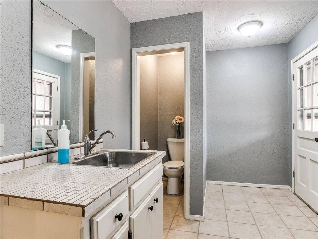 30549 N 2960 RD, Cashion, OK 73016