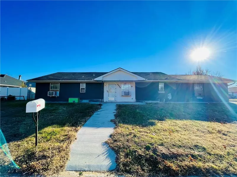 8904 NW 80th ST, Oklahoma City, OK 73132