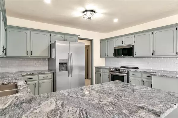 911 N Peace ST, Elk City, OK 73644