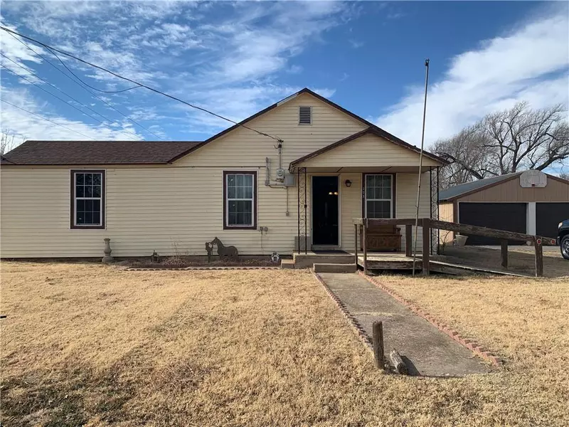 303 N Olmstead AVE, Butler, OK 73625