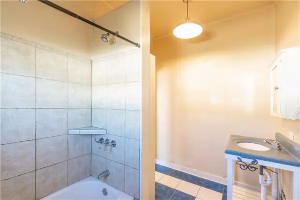 611 S 4th ST, Okemah, OK 74859