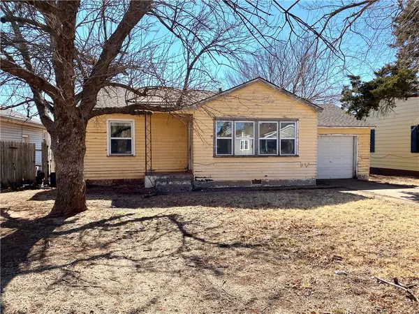 117 Thornton LN, Elk City, OK 73644