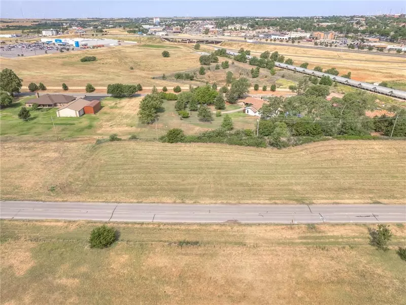 Schneberger LN, Weatherford, OK 73096
